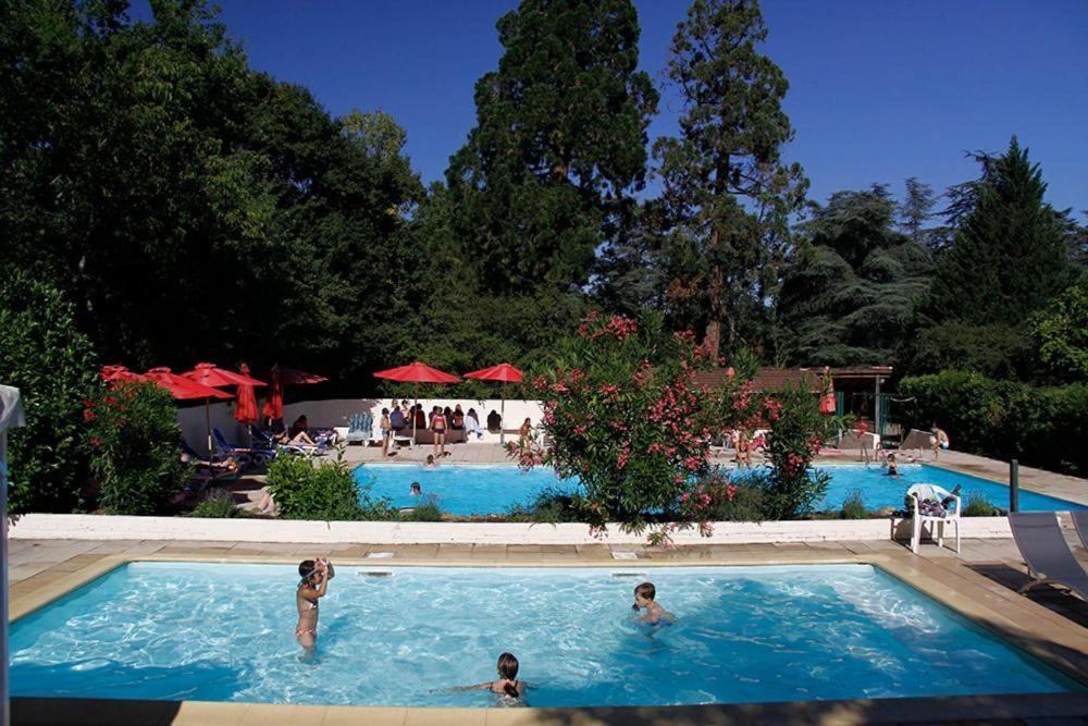 Camping Et Hotel Chateau Du Haget Montesquiou Exterior photo